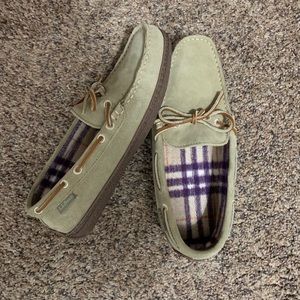 Woman’s LL Bean slippers